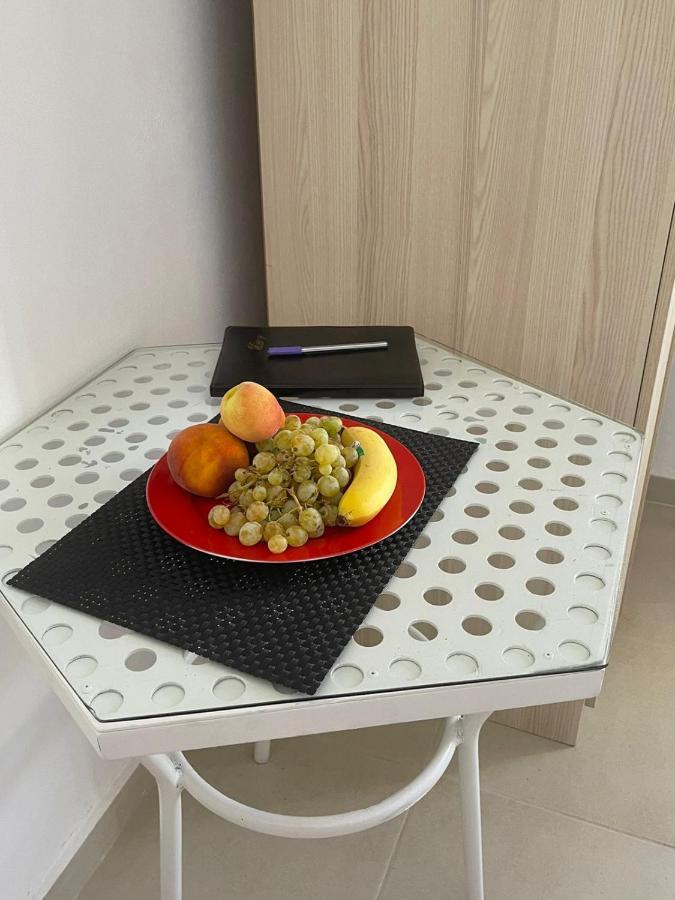 Skrapari Studio Apartment Zhaban Eksteriør billede